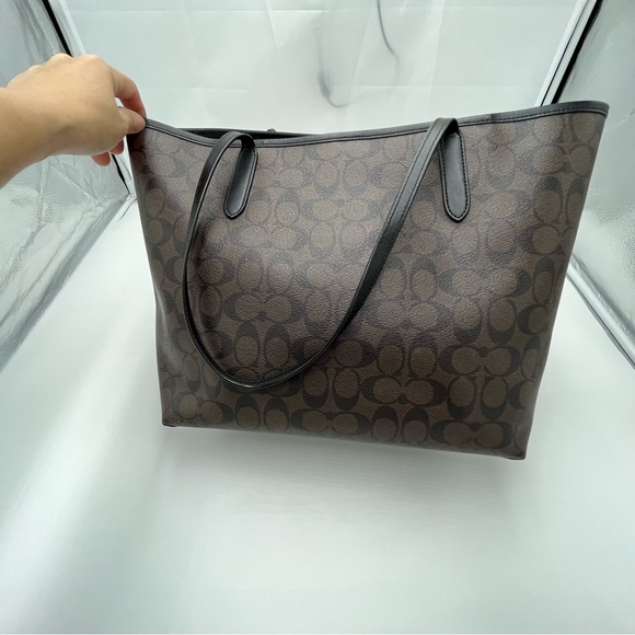 Coach Signature coated canvas with smooth leather tote - Picture 2 of 16